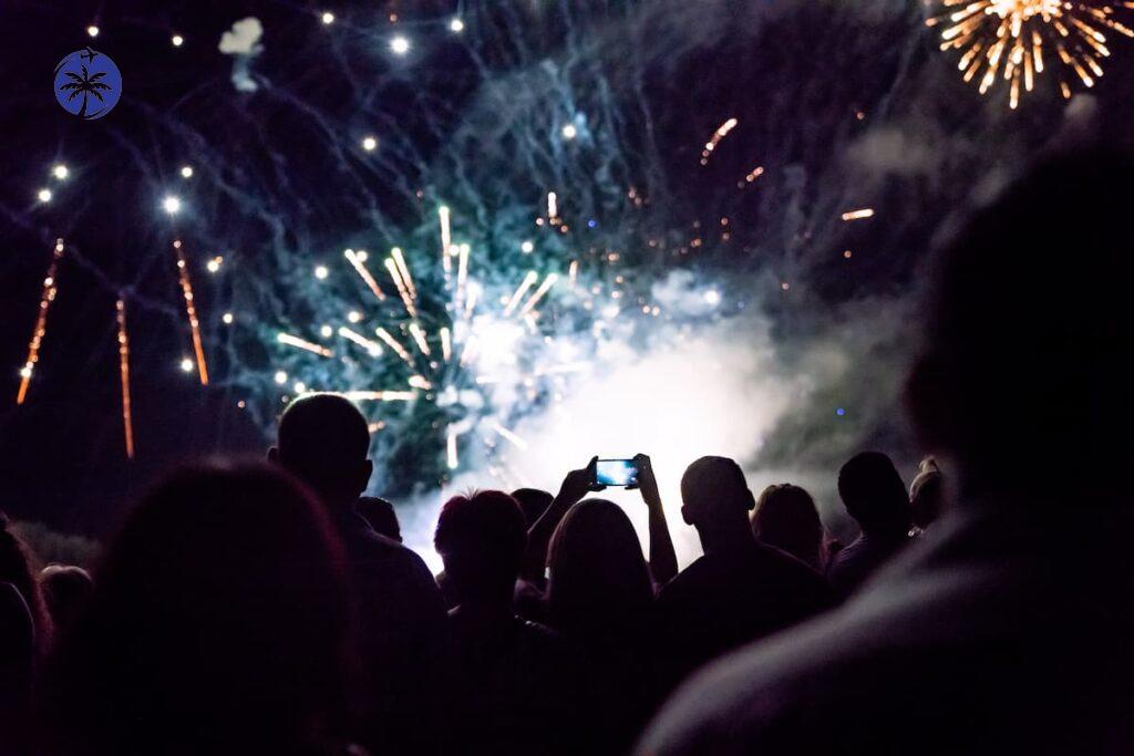 Imagem mostra o reveillon em guarapari