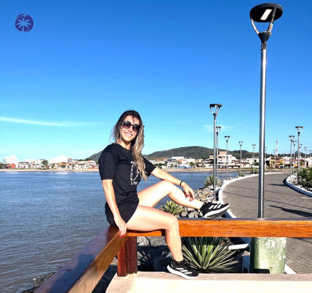 Imagem mostra a Praia de Itaipava em Itapemirim, uma das cidades perto de Guarapari.